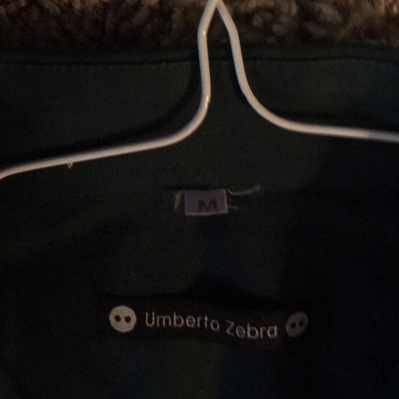 Umberto Zebra M Forest green button up shirt - Picture 3 of 6